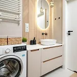 Boho Harmony Luxury - Ac Parking & Balcony - By Uniquerent