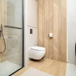 Boho Harmony Luxury - Ac Parking & Balcony - By Uniquerent