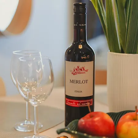 Boho Harmony Luxury - Ac Parking & Balcony - By Uniquerent