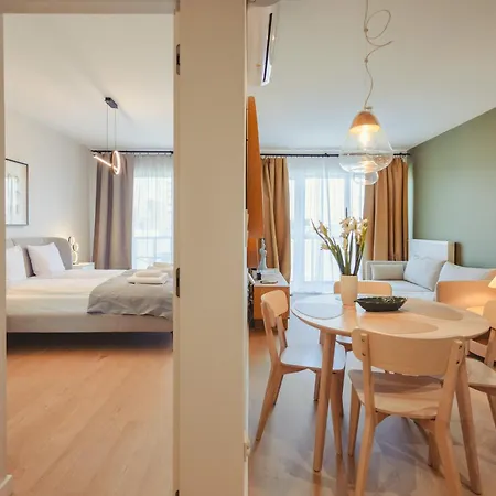 Appartamento Boho Harmony Luxury - Ac Parking & Balcony - By Uniquerent *